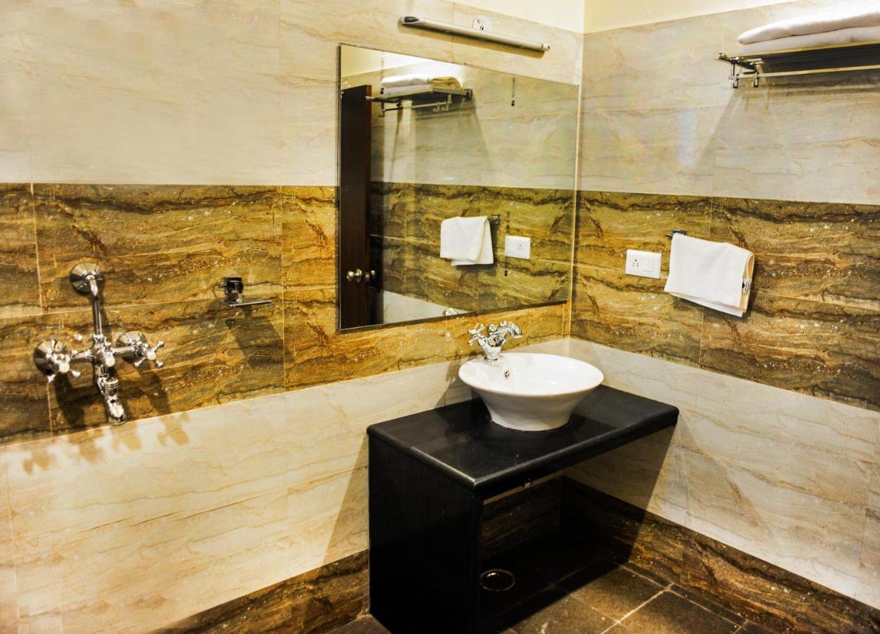 Raj Regency Hotel Dzsaipur Kültér fotó