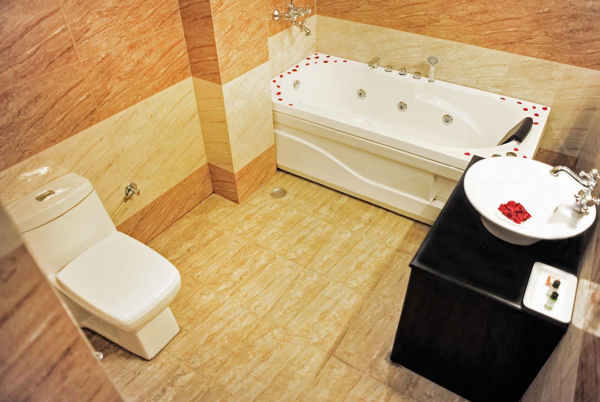 Raj Regency Hotel Dzsaipur Kültér fotó