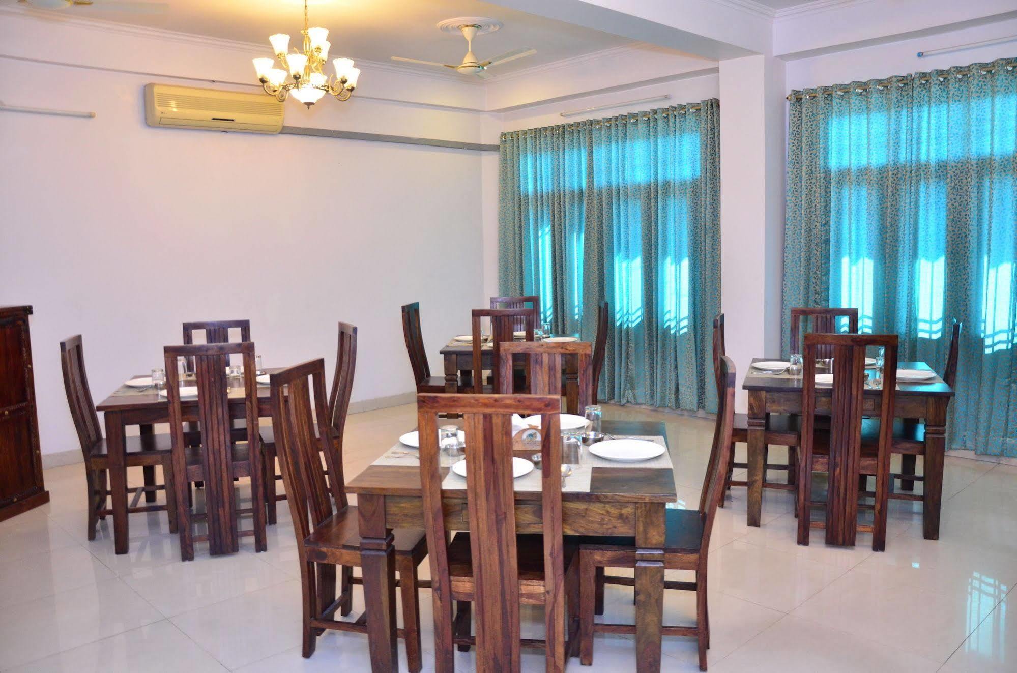 Raj Regency Hotel Dzsaipur Kültér fotó
